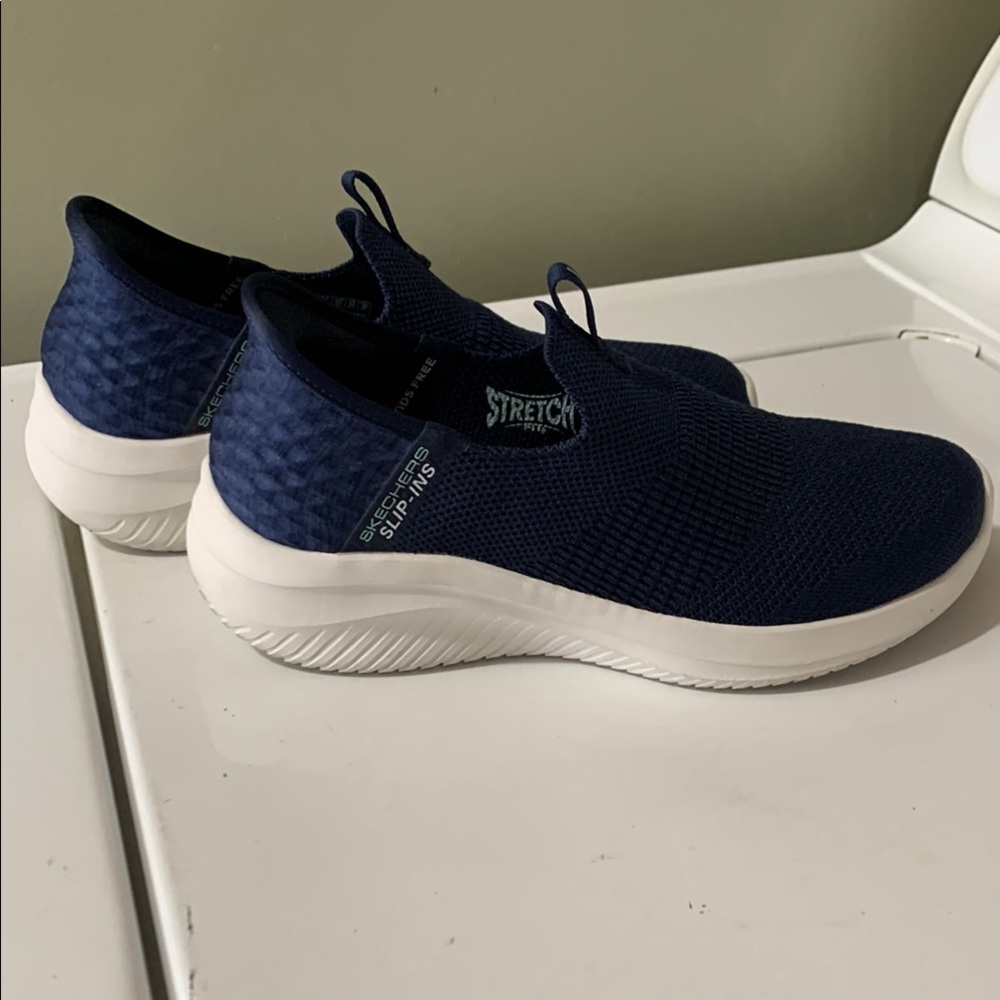 Skechers Women’s Navy Slip-On Shoes